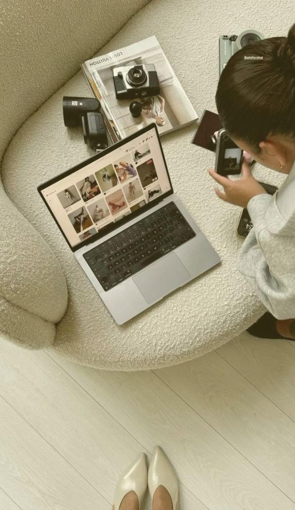 Graphic Design & Brand Identity